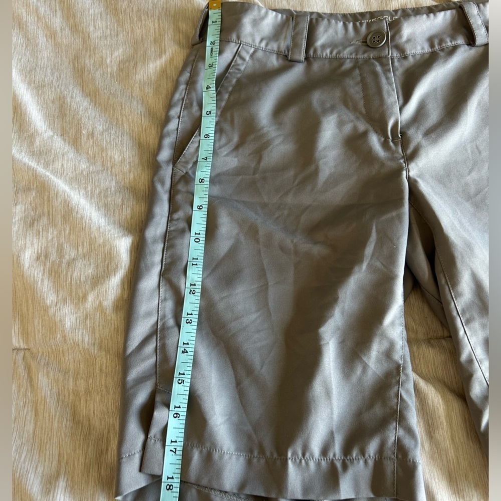 Nike Women's 6 Charcoal Gray Bermuda Golf, Pickleball, Sport Shorts - Picture 10 of 10